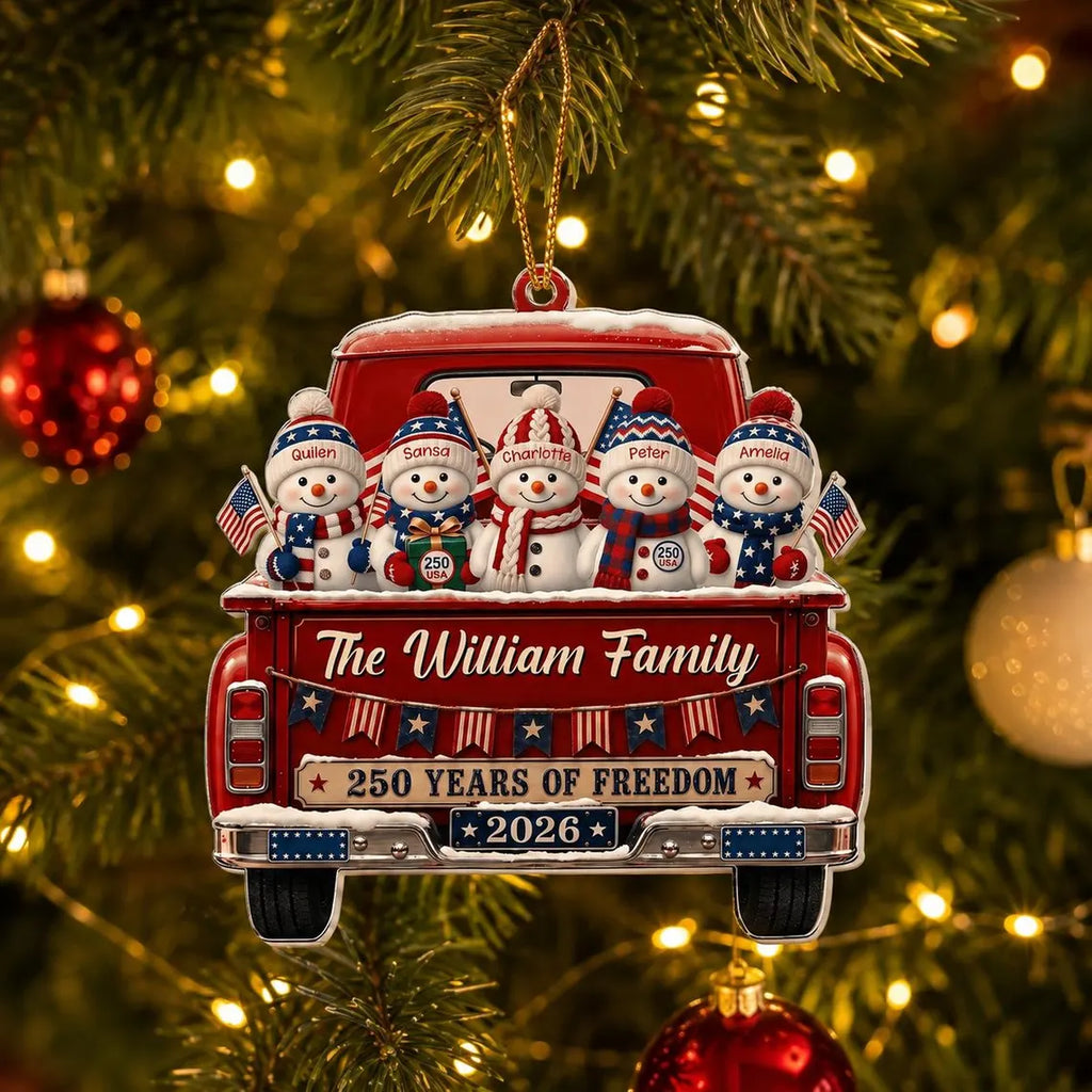 2D Flat Personalized 250th Anniversary USA Christmas Ornament 2026, Custom Family Name Patriotic Christmas Tree Ornament Gift for Mom Dad Family